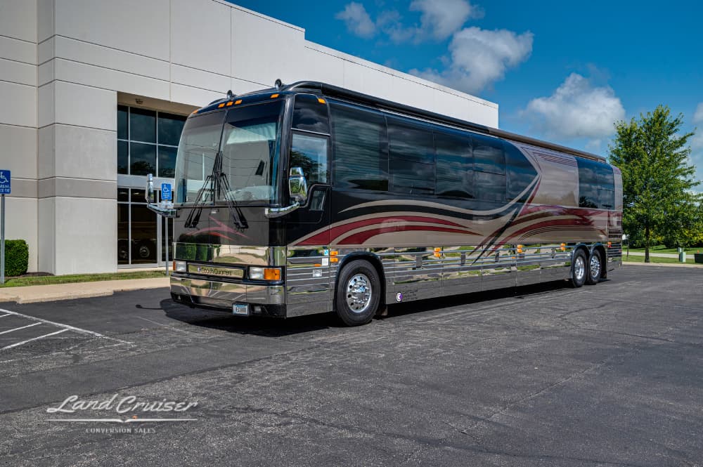 2002 Prevost XLII Custom Coach Motorhome
