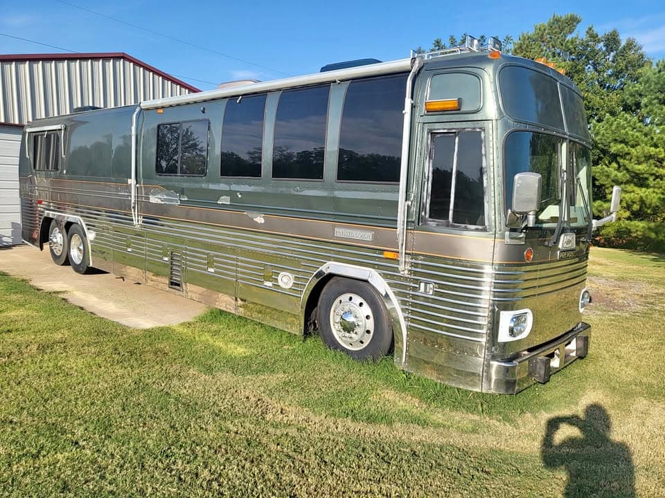1980 Prevost Liberty Coach