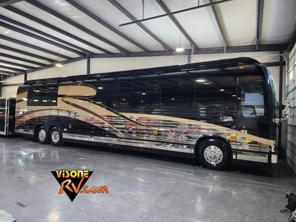 2002 Prevost XL2 Vantare Motorcoach