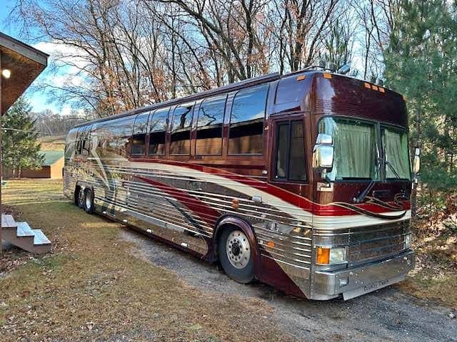 1998 Prevost Country Coach