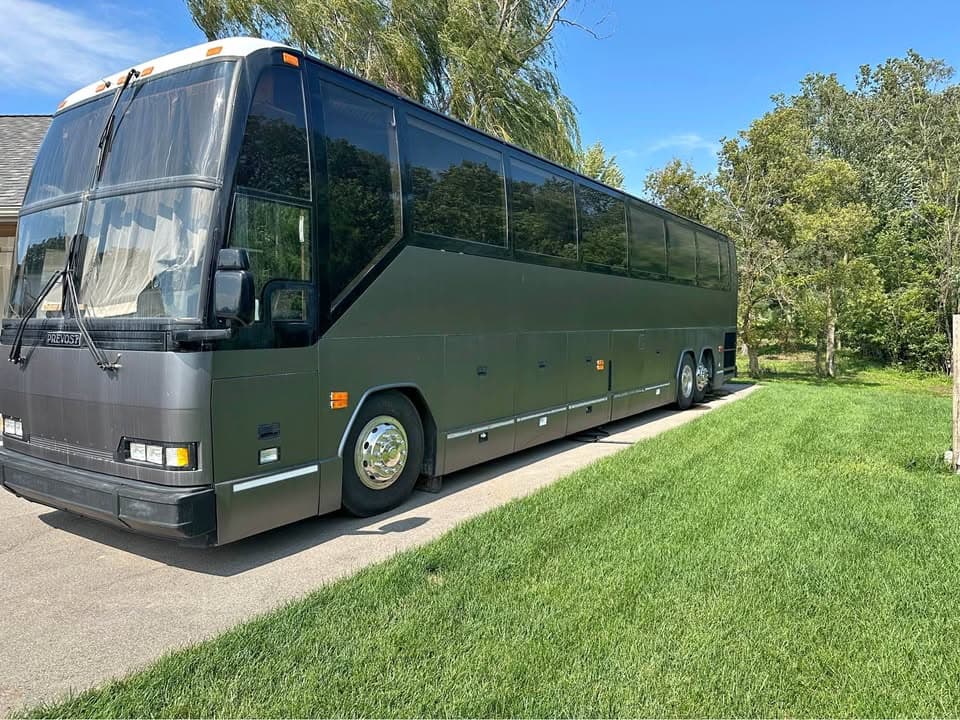 1998 Prevost Motorhome Conversion Bus
